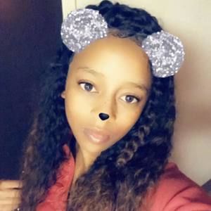 Meet your Posher, Ebony